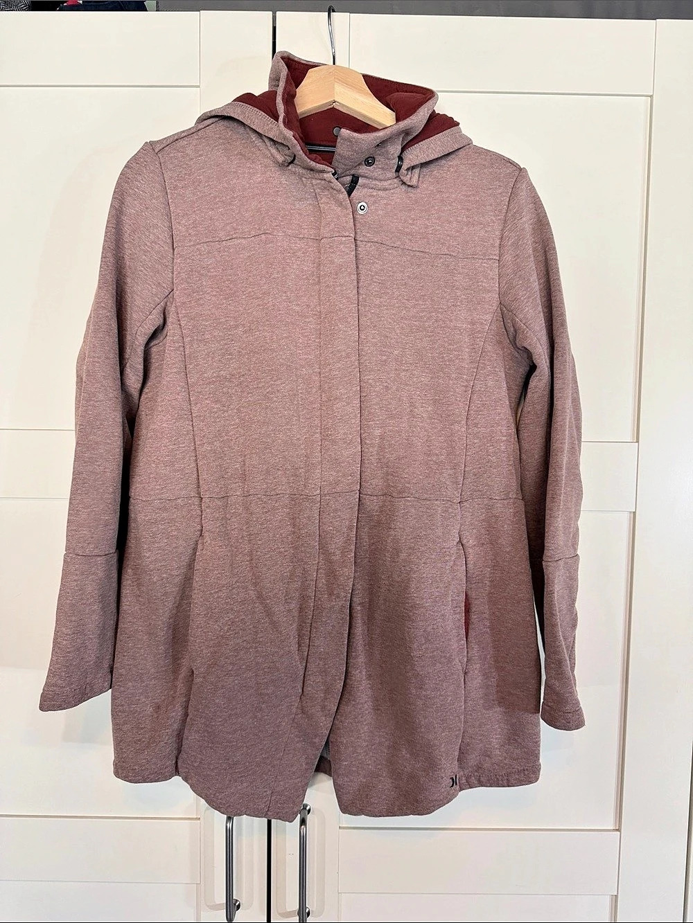 Hurley Women's Hooded Ski Jacket Brown & Red Medium B17